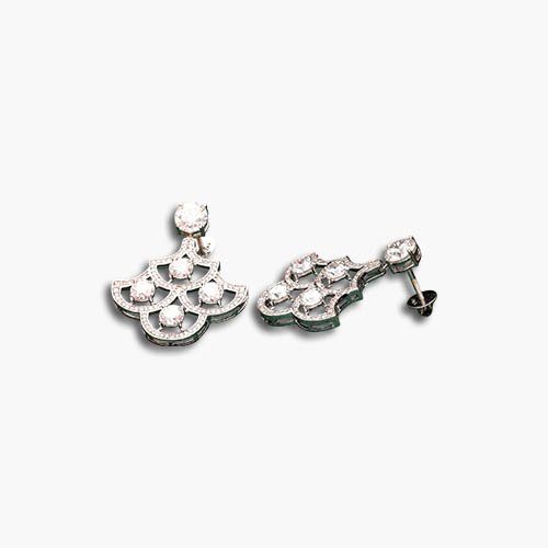 Elegant Fan-Shaped Diamond Drop Earrings in White Gold